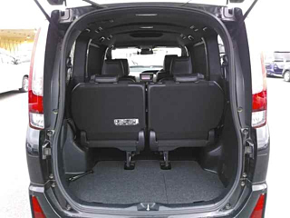 TOYOTA NOAH 2017