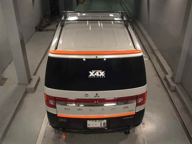 MITSUBISHI DELICA D5 2018