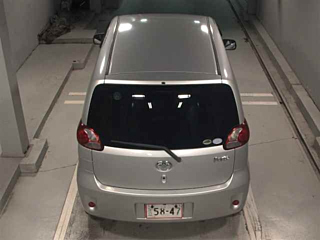 TOYOTA PORTE 2011