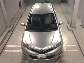 TOYOTA VITZ 2014