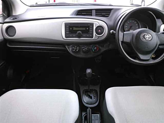 TOYOTA VITZ 2014