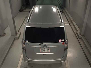 TOYOTA VOXY 2008