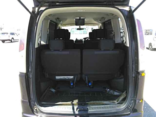 NISSAN SERENA 2012