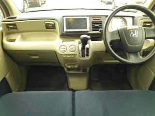 HONDA LIFE 2010