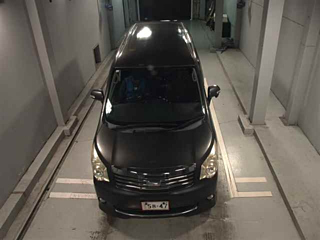 TOYOTA NOAH 2011