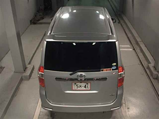 TOYOTA NOAH 2008