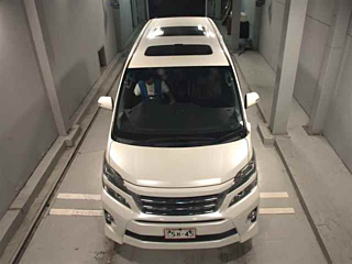 TOYOTA VELLFIRE 2014