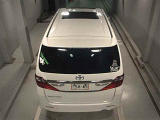 TOYOTA VELLFIRE 2014
