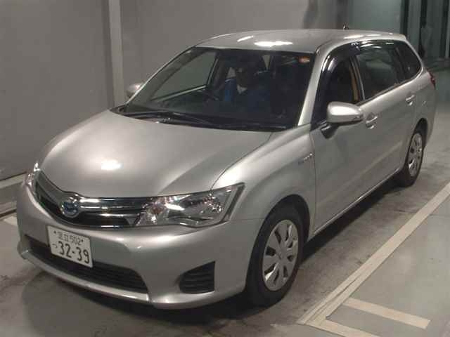 TOYOTA COROLLA FIELDER 2015