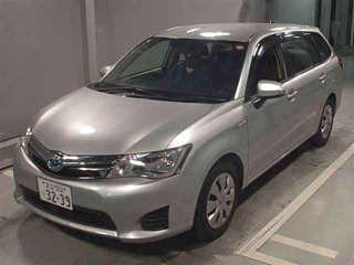 TOYOTA COROLLA FIELDER 2015