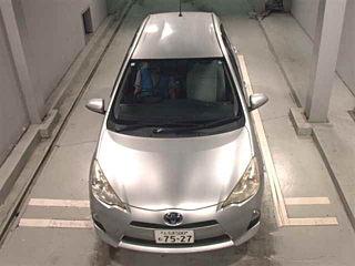TOYOTA AQUA 2012