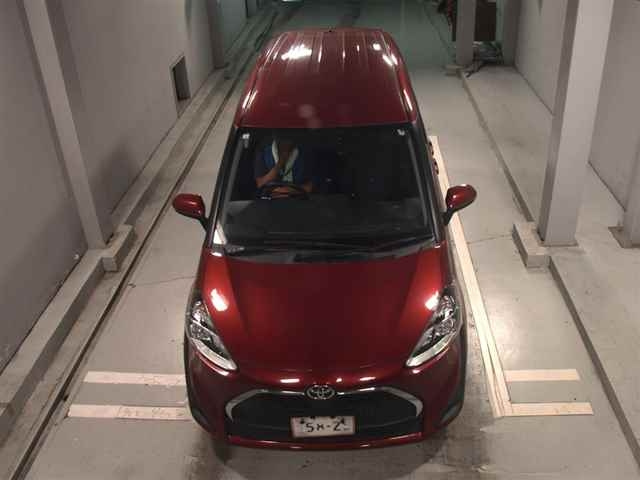 TOYOTA SIENTA 2018