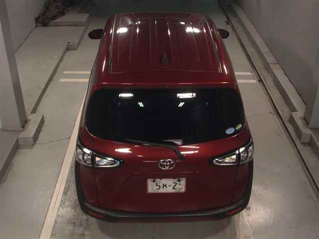TOYOTA SIENTA 2018