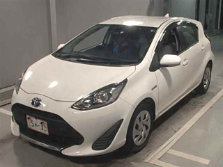 TOYOTA AQUA 2020