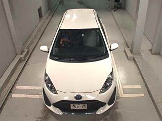 TOYOTA AQUA 2020