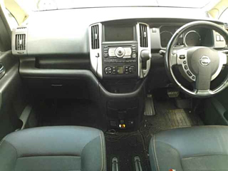 NISSAN SERENA 2008