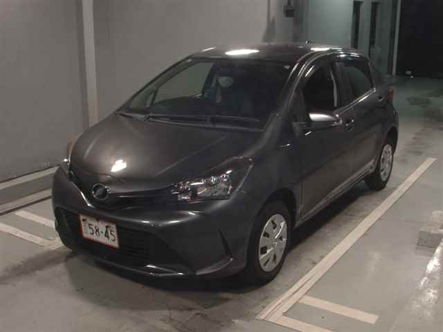TOYOTA VITZ 2015