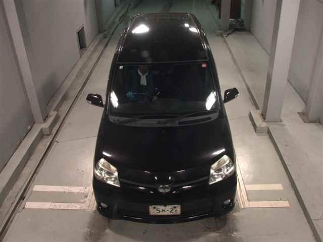 TOYOTA SIENTA 2012