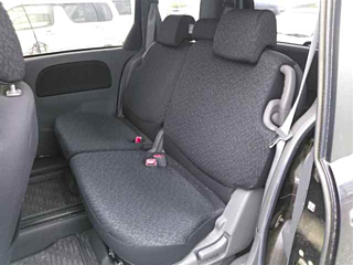 TOYOTA SIENTA 2012