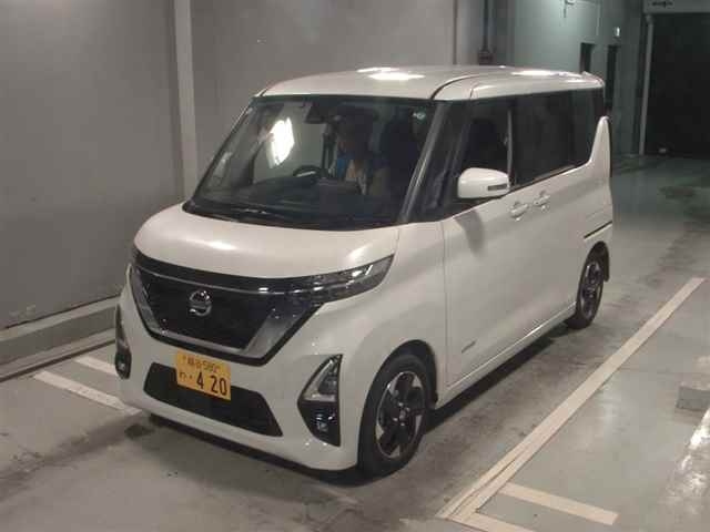 NISSAN ROOX 2022