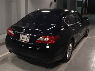 NISSAN FUGA 2010