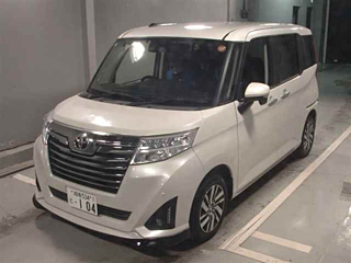TOYOTA ROOMY 2020