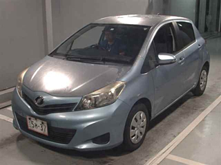 TOYOTA VITZ 2012