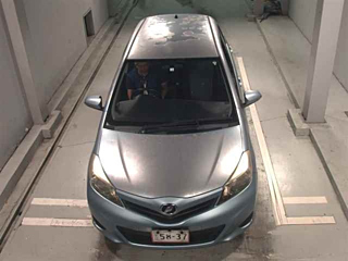 TOYOTA VITZ 2012