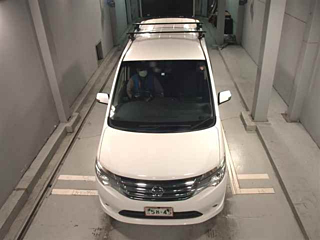 NISSAN SERENA 2015