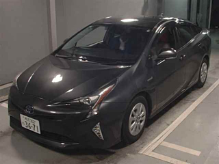 TOYOTA PRIUS 2015