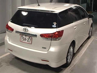 TOYOTA WISH 2010