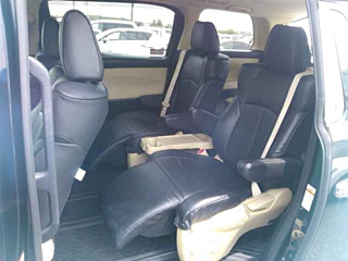 TOYOTA VELLFIRE 2015
