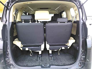 TOYOTA VELLFIRE 2015