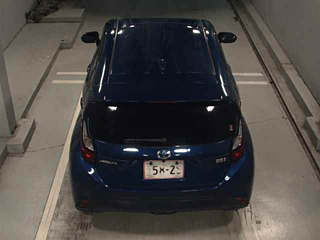 TOYOTA AQUA 2021
