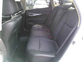 NISSAN FUGA 2010