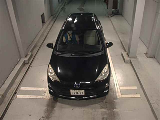 TOYOTA AQUA 2012