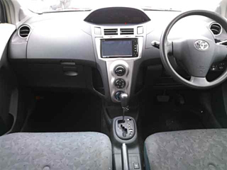 TOYOTA VITZ 2008