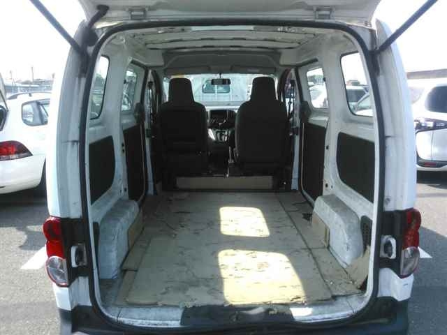 NISSAN NV200 2014