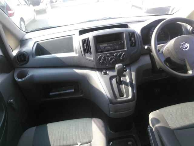 NISSAN NV200 2014