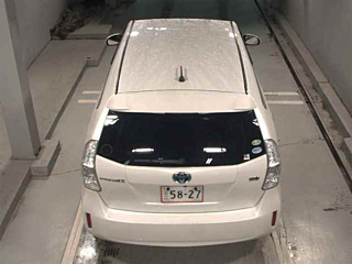 TOYOTA PRIUS ALPHA 2014