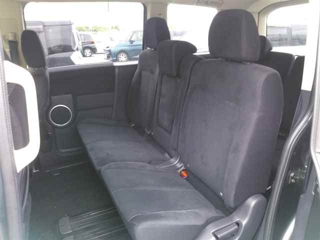 MITSUBISHI DELICA D5 2014