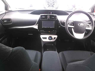 TOYOTA PRIUS 2018