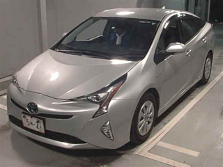 TOYOTA PRIUS 2018