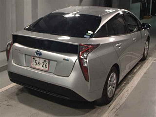 TOYOTA PRIUS 2018