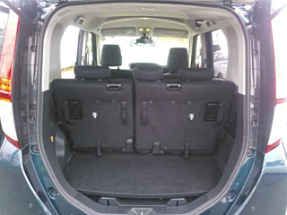 TOYOTA ROOMY 2016