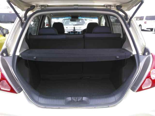 NISSAN TIIDA 2008