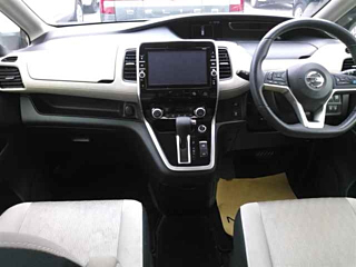 NISSAN SERENA 2017