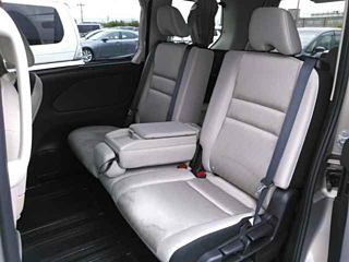 NISSAN SERENA 2017