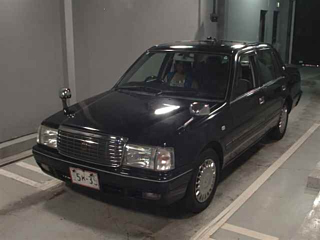 TOYOTA CROWN 2017