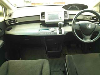 HONDA FREED 2012